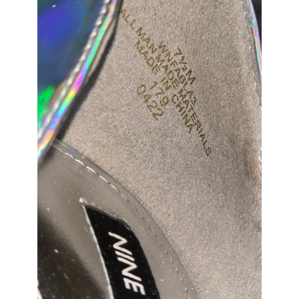 NWB Nine West Fabla3 Silver Holographic Studded Platform Stiletto‎ Heels 7.5